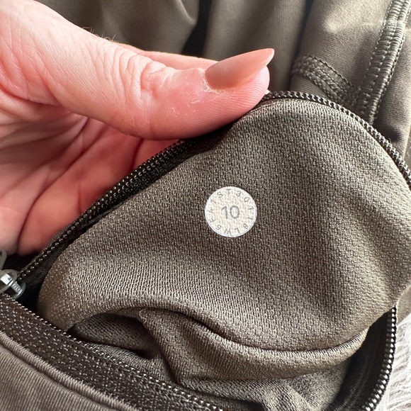 Lululemon Pace Rival Crop *Full-On Luxtreme 22" - Picture 14 of 16